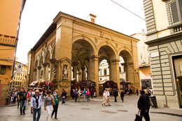 Loggia del mercato nuovo o del Porcellino a Firenze